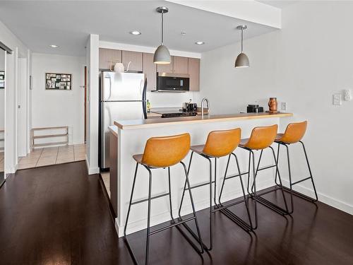 708-732 Cormorant St, Victoria, BC - Indoor Photo Showing Kitchen