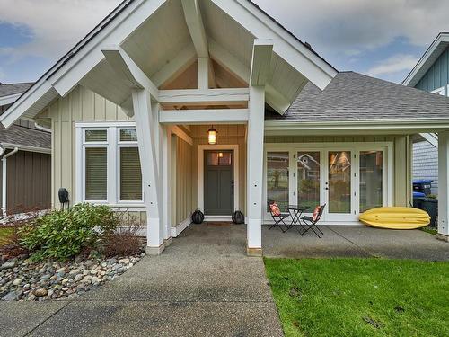 15-5251 Island Hwy West, Qualicum Beach, BC 