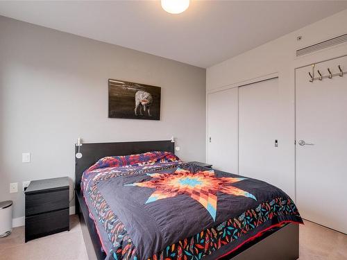 609-838 Broughton St, Victoria, BC - Indoor Photo Showing Bedroom