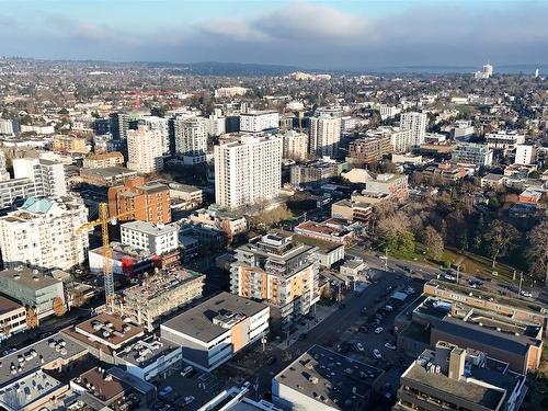 609-838 Broughton St, Victoria, BC - Outdoor With View