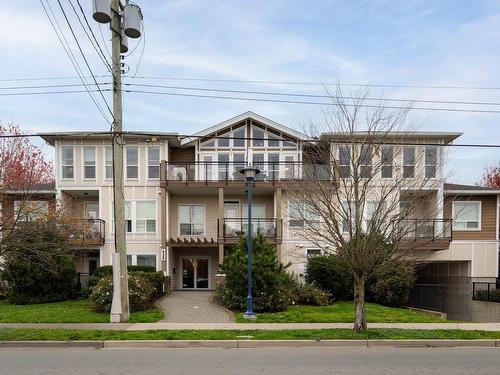 302-938 Dunford Ave, Langford, BC - Outdoor With Facade