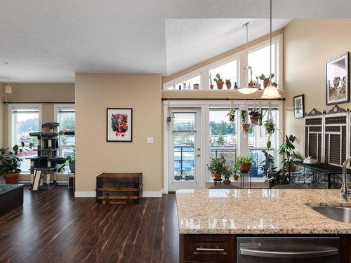 302-938 Dunford Ave, Langford, BC - Indoor