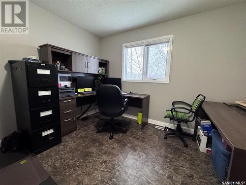 330 3Rd Street E, Annaheim, SK - Indoor Photo Showing Office