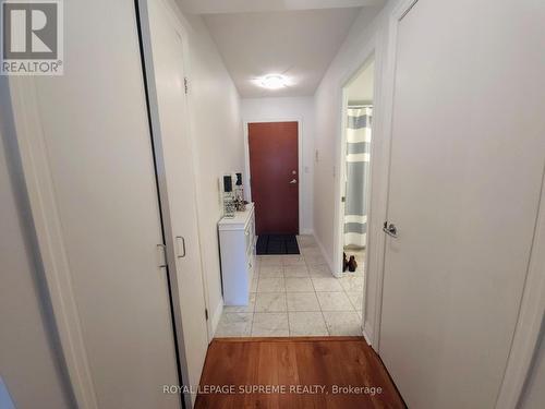 504 - 300 Bloor Street E, Toronto, ON - Indoor Photo Showing Other Room