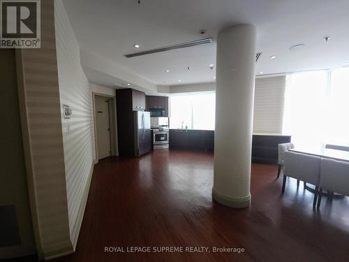 504 - 300 Bloor Street E, Toronto, ON - Indoor Photo Showing Other Room