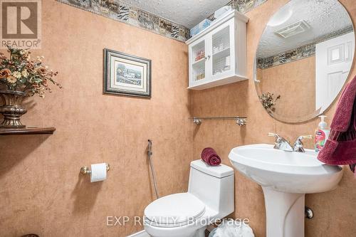 3836 Leitrim Road N, Ottawa, ON - Indoor Photo Showing Bathroom