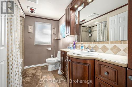 3836 Leitrim Road N, Ottawa, ON - Indoor Photo Showing Bathroom