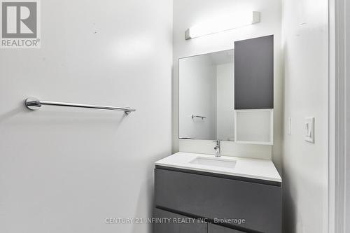 115 - 25 Water Walk Drive, Markham (Unionville), ON - Indoor Photo Showing Bathroom