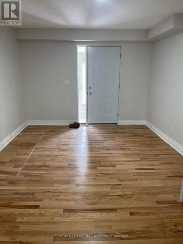 1 - 9 Oakdale Avenue, St. Catharines, ON - Indoor Photo Showing Other Room