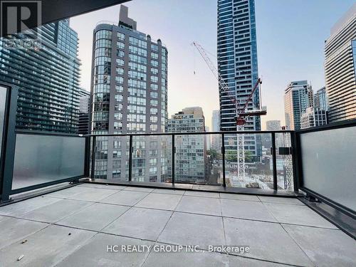 713 - 11 Wellesley Street W, Toronto, ON - Outdoor With Balcony