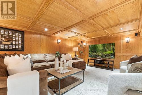 536 Riverside Drive, Ajax, ON - Indoor Photo Showing Living Room