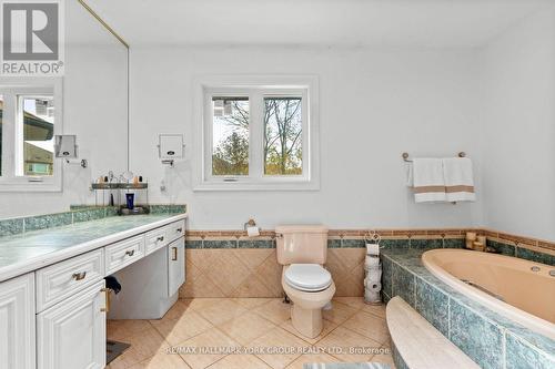 1546 Meldron Drive, Pickering, ON - Indoor Photo Showing Bathroom