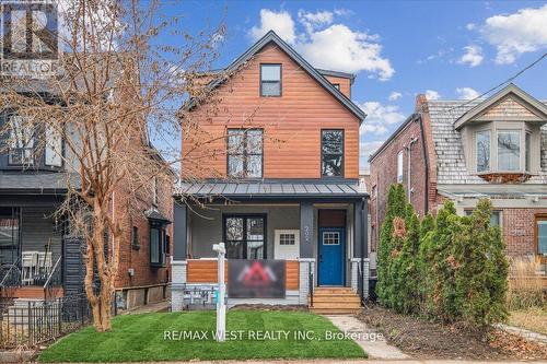 Lower - 202 Perth Avenue, Toronto, ON - Outdoor With Facade