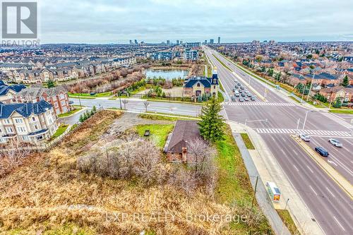 Ph08 - 395 Dundas Street W, Oakville, ON - Outdoor With View