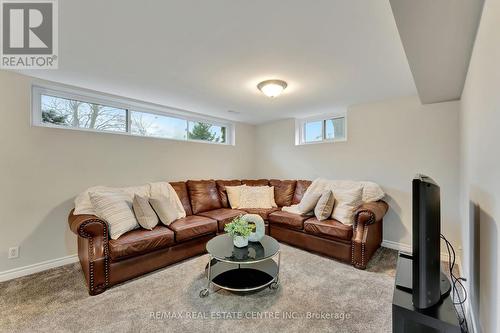 93 Crosby Drive, Kitchener, ON - Indoor