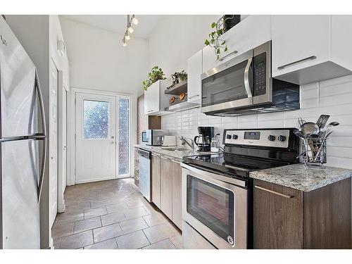 Hall d'entrÃ©e - 329 Rue James, Shawville, QC - Indoor Photo Showing Kitchen