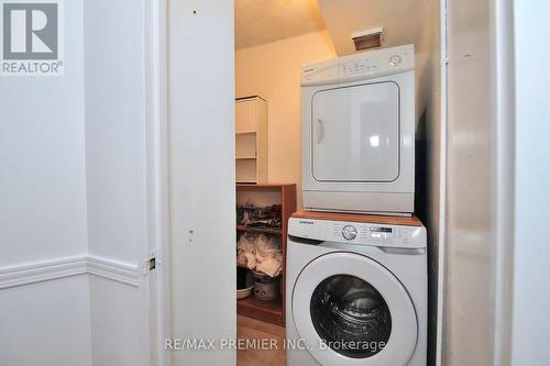 1901 - 10 Martha Eaton Way, Toronto, ON - Indoor Photo Showing Laundry Room