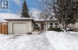 1018 Whitewood CRESCENT  Saskatoon, SK S7J 4L1