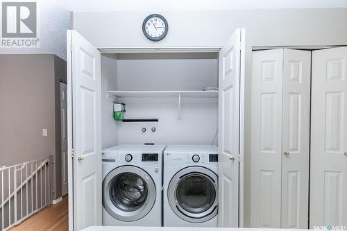 1018 Whitewood Crescent, Saskatoon, SK - Indoor Photo Showing Laundry Room