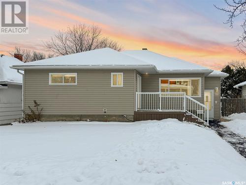 511 3Rd Avenue Ne, Swift Current, SK - Outdoor With Deck Patio Veranda