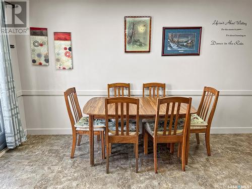 511 3Rd Avenue Ne, Swift Current, SK - Indoor Photo Showing Dining Room