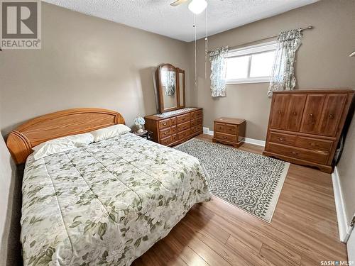 511 3Rd Avenue Ne, Swift Current, SK - Indoor Photo Showing Bedroom