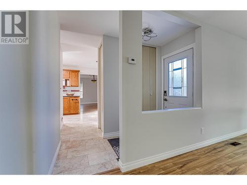 Main Floor, Foyer - 2303 19 Street, Vernon, BC - Indoor Photo Showing Other Room