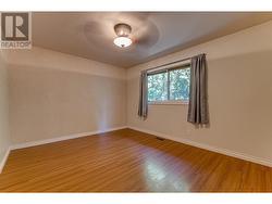 Main Floor, Primary Bedroom - 