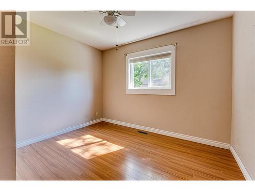 Main Floor, Bedroom - 2303 19 Street, Vernon, BC - Indoor Photo Showing Other Room