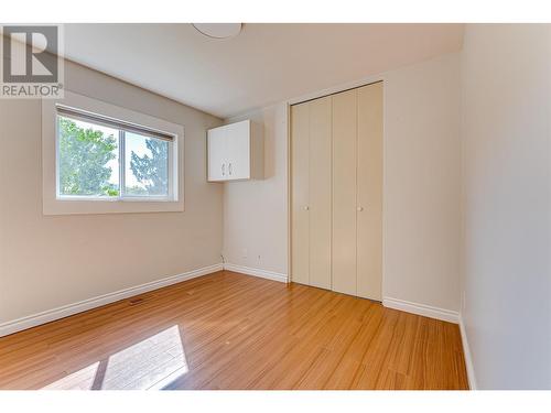 Main Floor, Bedroom - 2303 19 Street, Vernon, BC - Indoor Photo Showing Other Room