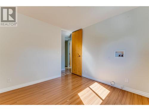 Main Floor, Bedroom - 2303 19 Street, Vernon, BC - Indoor Photo Showing Other Room