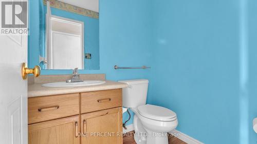 38 Mcmanus Place, London, ON - Indoor Photo Showing Bathroom