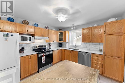 537 Angus Campbell Drive, Pembroke, ON - Indoor Photo Showing Kitchen With Double Sink