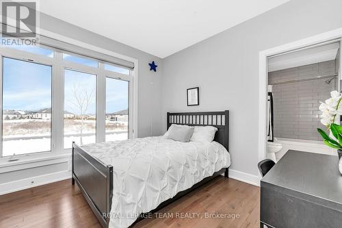 1595 Rangeland Avenue, Ottawa, ON - Indoor Photo Showing Bedroom