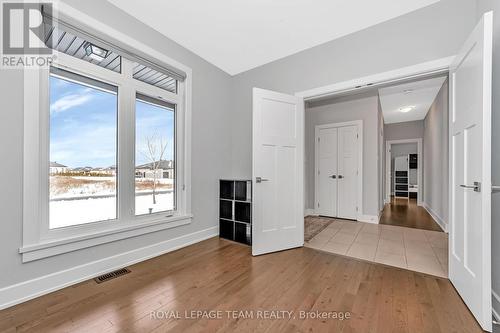 1595 Rangeland Avenue, Ottawa, ON - Indoor Photo Showing Other Room