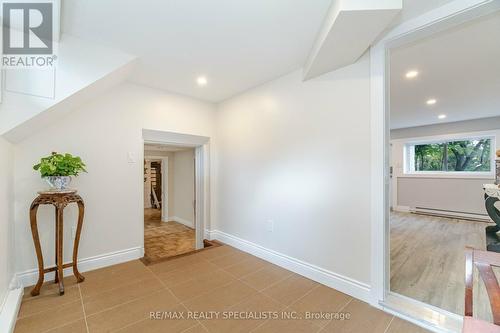 12614 22 Side Road, Halton Hills, ON - Indoor Photo Showing Other Room