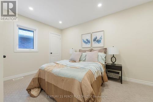 345 Nairn Circle, Milton, ON - Indoor Photo Showing Bedroom