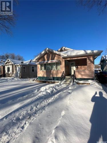 3520 Dewdney Avenue, Regina, SK - Outdoor