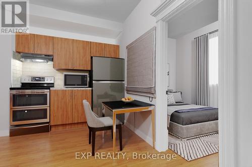 152 Terrace Hill Street, Brantford, ON - Indoor Photo Showing Kitchen