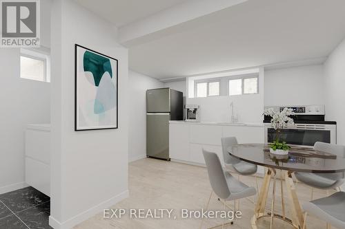 152 Terrace Hill Street, Brantford, ON - Indoor Photo Showing Dining Room