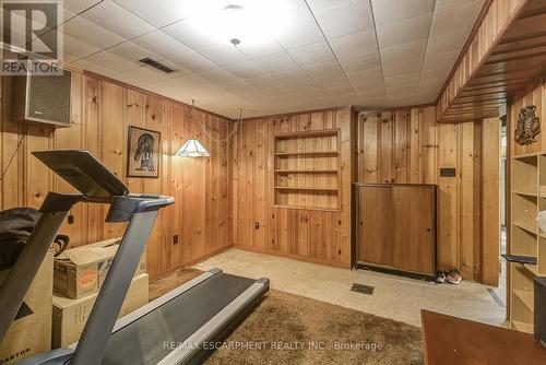 8 Bromley Road, Hamilton, ON - Indoor Photo Showing Gym Room