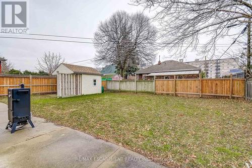 8 Bromley Road, Hamilton, ON - Outdoor With Backyard