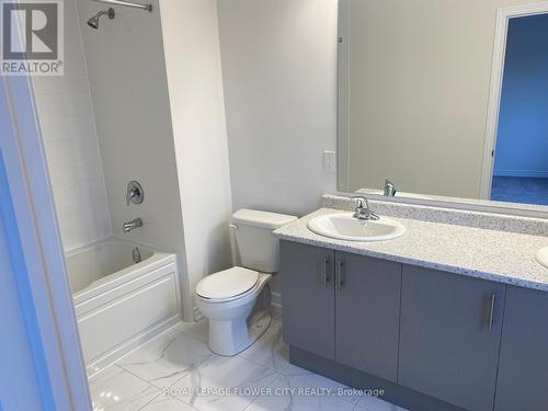 51 - 166 Deerpath Drive, Guelph, ON - Indoor Photo Showing Bathroom