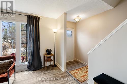 548 Short Street, Petrolia, ON - Indoor Photo Showing Other Room