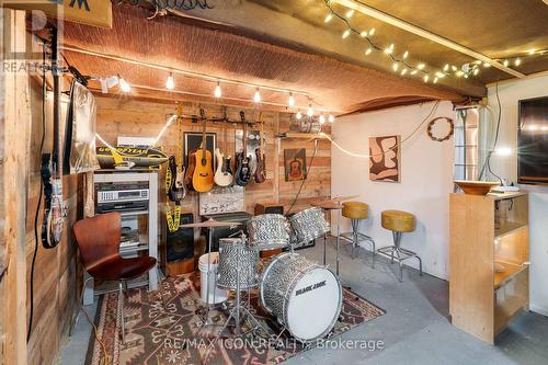 548 Short Street, Petrolia, ON - Indoor Photo Showing Basement