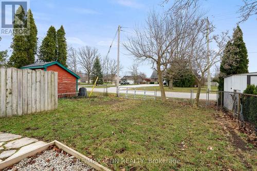 548 Short Street, Petrolia, ON - Outdoor