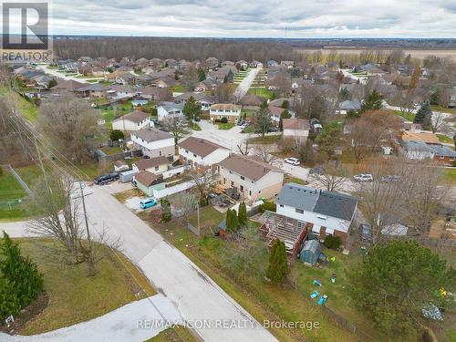 548 Short Street, Petrolia, ON - Outdoor With View