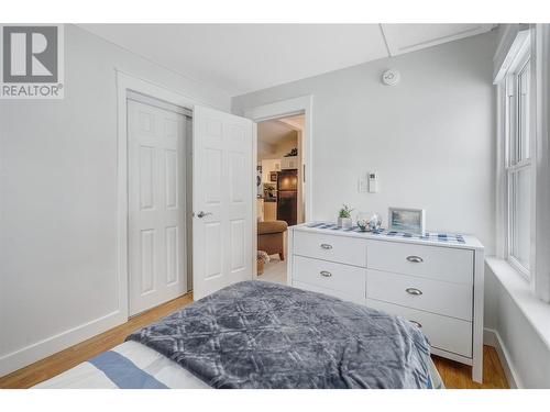 11212 Victoria Road, Summerland, BC - Indoor Photo Showing Bedroom