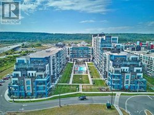 545 - 16 Concord Place, Grimsby (540 - Grimsby Beach), ON - Outdoor With View