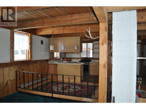 5659 Gilbert Road, Smithers, BC - Indoor